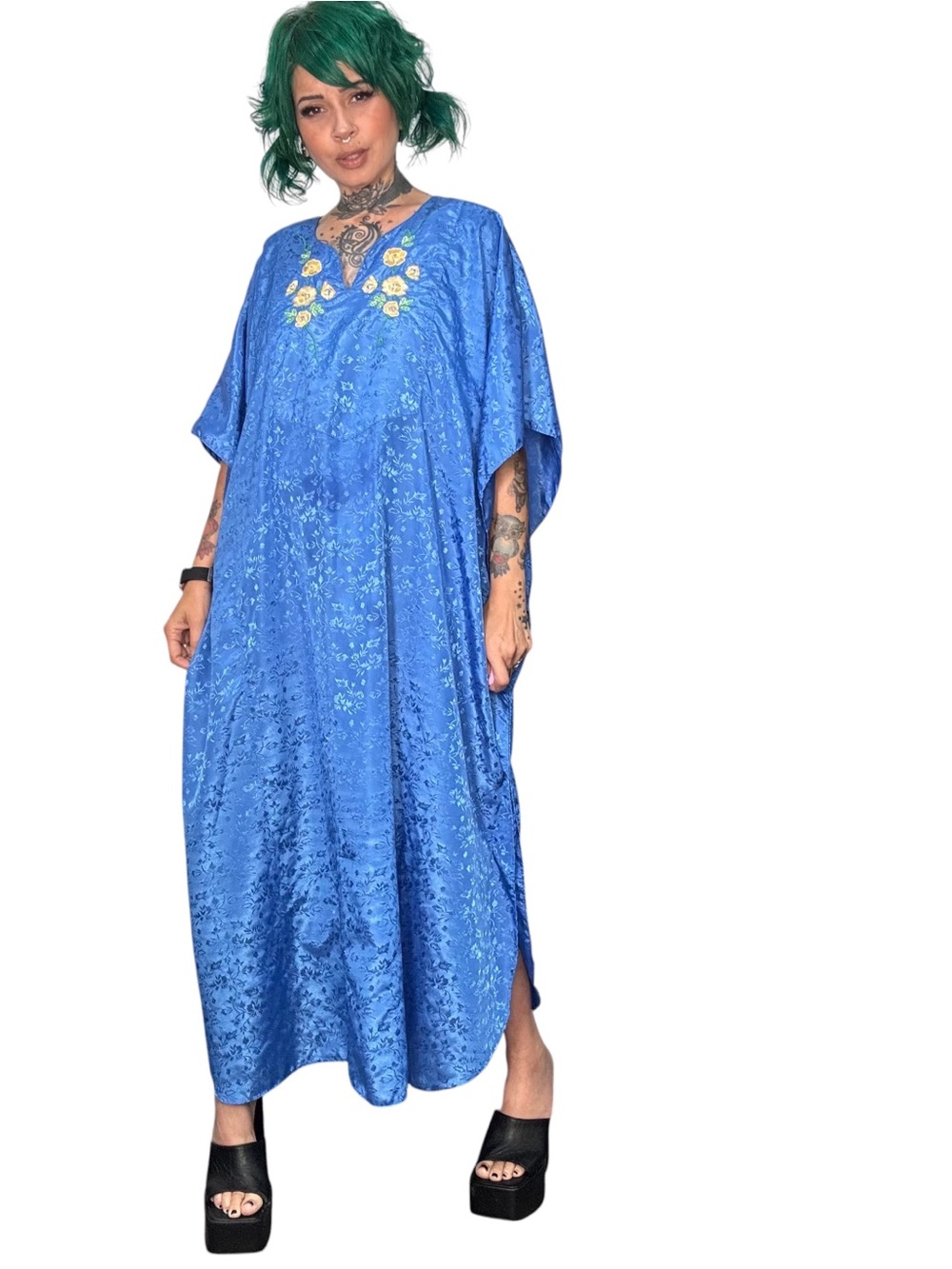 Simply basic Vintage kaftan